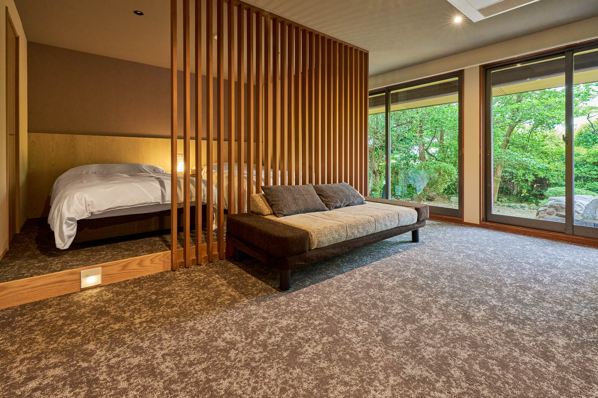 Lounge 1
